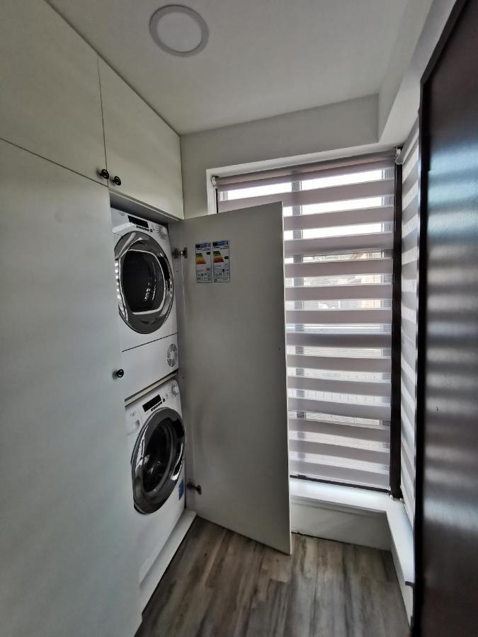 Lolo Properties 2, Free Parking Единбург Екстер'єр фото