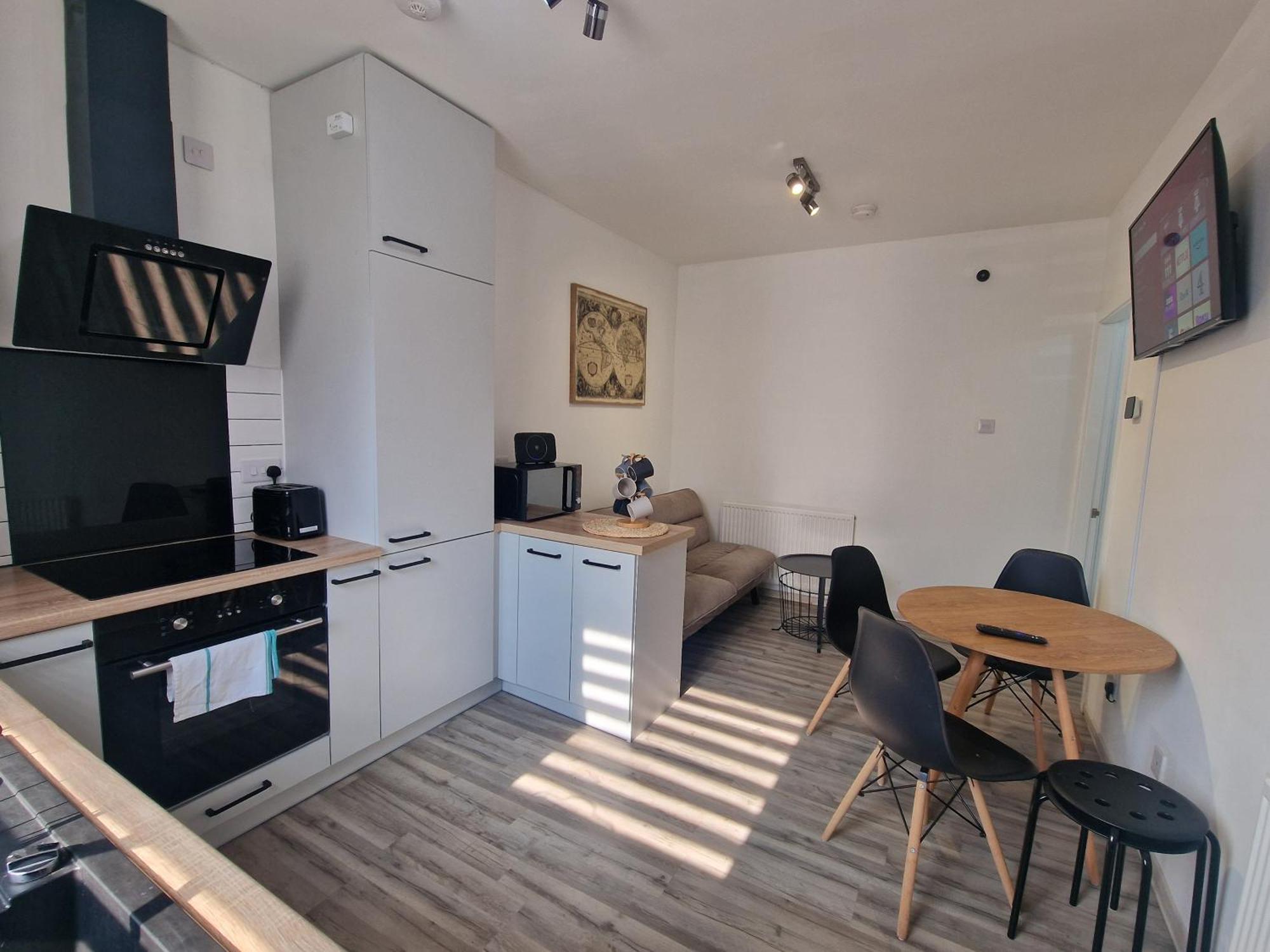 Lolo Properties 2, Free Parking Единбург Екстер'єр фото